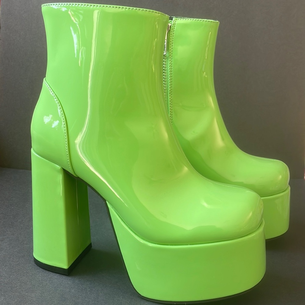 Current Mood | Groovy Delight Platform Booties | NEVER WORN | SOLD-OUT ONLINE